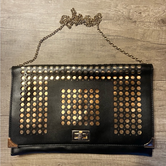 Black and gold lattice clutch - Picture 1 of 5